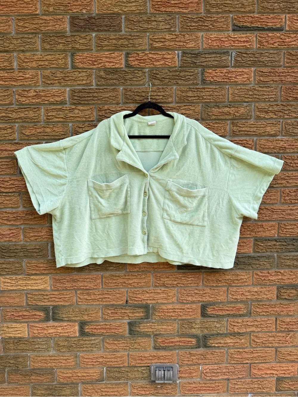 Light Green Cropped Button-Front Pocket Top